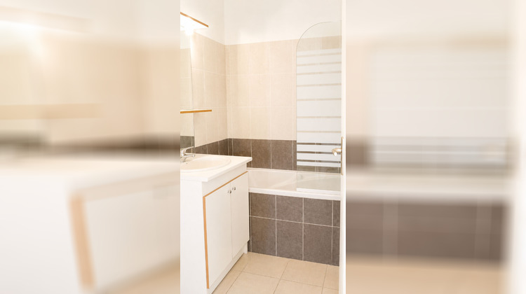 Ma-Cabane - Location Appartement CAUDEBEC-LES-ELBEUF, 58 m²