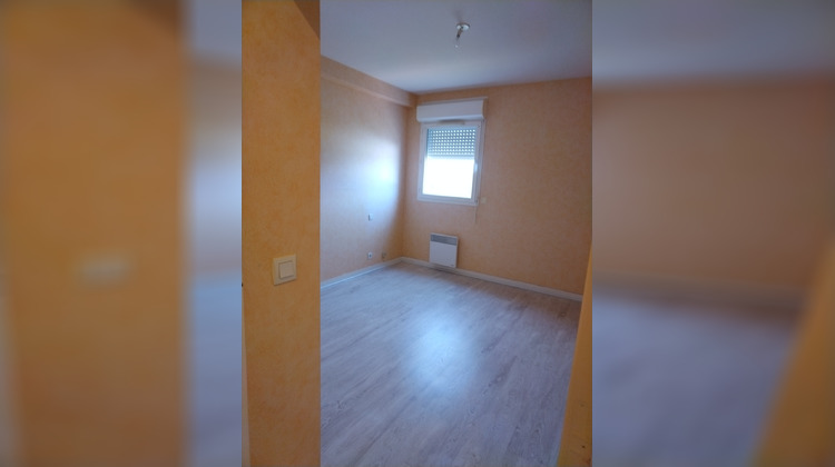 Ma-Cabane - Location Appartement Caulnes, 75 m²