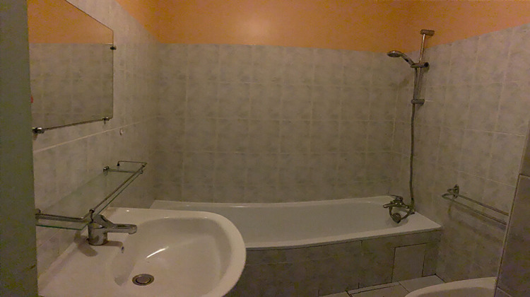 Ma-Cabane - Location Appartement CAUSSADE, 50 m²