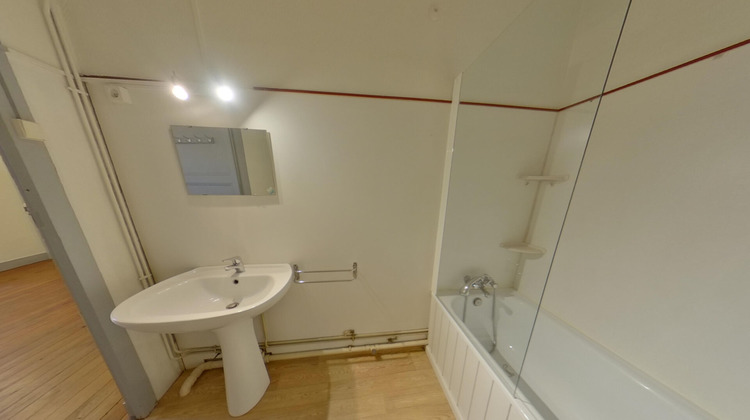 Ma-Cabane - Location Appartement CAUSSADE, 34 m²