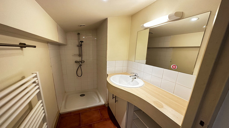 Ma-Cabane - Location Appartement CAUSSADE, 84 m²