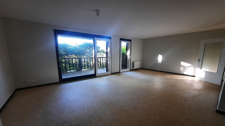 Ma-Cabane - Location Appartement CAUSSADE, 47 m²