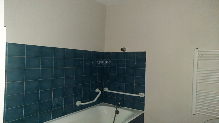 Ma-Cabane - Location Appartement CAUSSADE, 47 m²