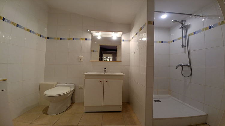Ma-Cabane - Location Appartement CAUSSADE, 125 m²