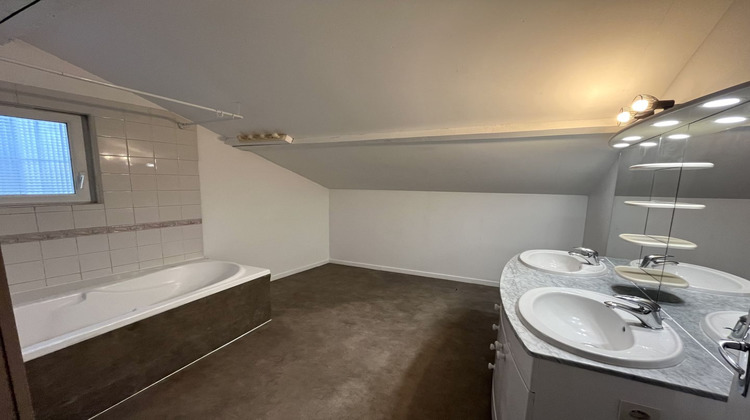 Ma-Cabane - Location Appartement CAUSSADE, 120 m²
