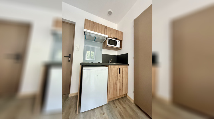 Ma-Cabane - Location Appartement CAVAILLON, 13 m²