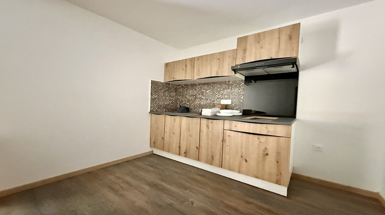 Ma-Cabane - Location Appartement CAVAILLON, 40 m²