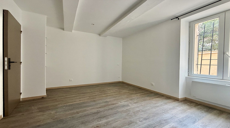 Ma-Cabane - Location Appartement CAVAILLON, 40 m²