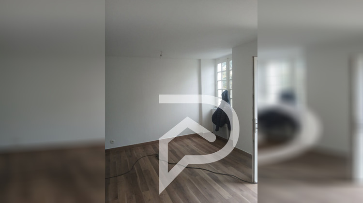 Ma-Cabane - Location Appartement CAZAUBON, 35 m²