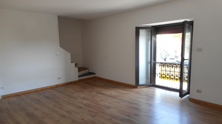 Ma-Cabane - Location Appartement Cazères, 35 m²