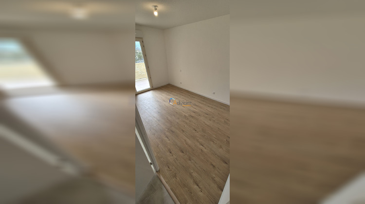 Ma-Cabane - Location Appartement Cenon, 45 m²