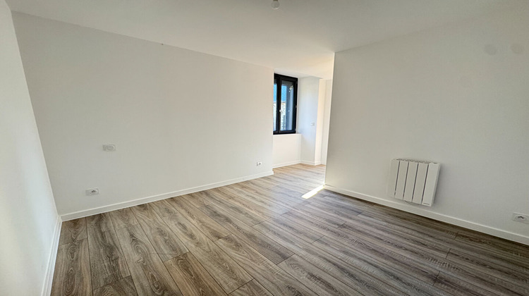 Ma-Cabane - Location Appartement CESSON-SEVIGNE, 40 m²