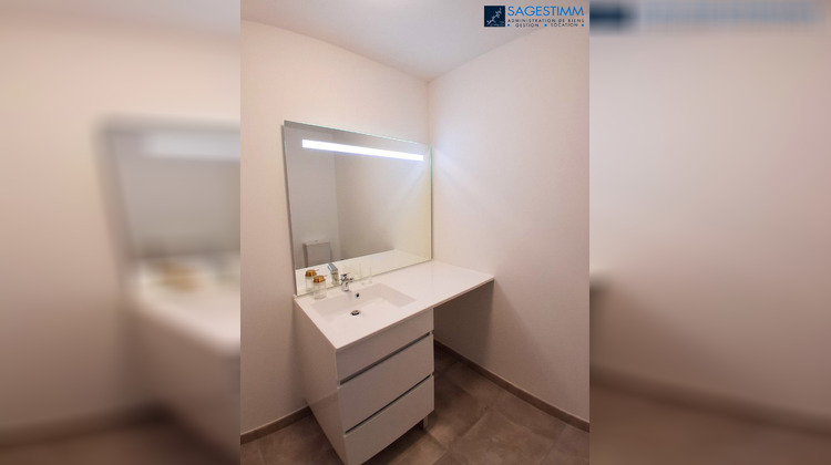 Ma-Cabane - Location Appartement Cessy, 43 m²