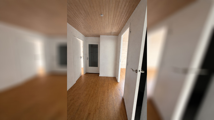 Ma-Cabane - Location Appartement CEYRAT, 58 m²