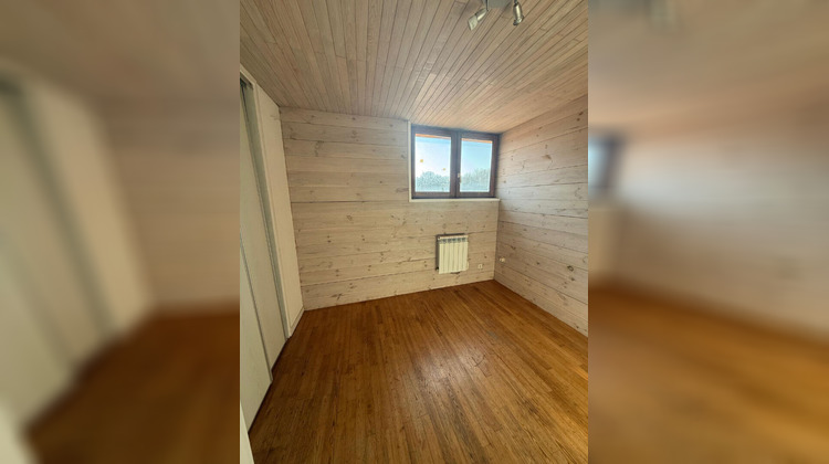 Ma-Cabane - Location Appartement CEYRAT, 58 m²