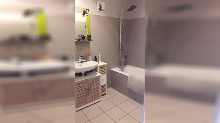 Ma-Cabane - Location Appartement CEYZERIAT, 85 m²