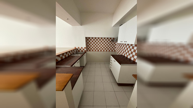 Ma-Cabane - Location Appartement CHABEUIL, 92 m²