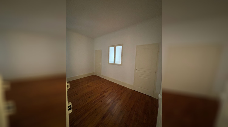 Ma-Cabane - Location Appartement CHABEUIL, 92 m²