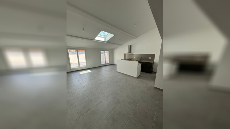 Ma-Cabane - Location Appartement CHABEUIL, 69 m²