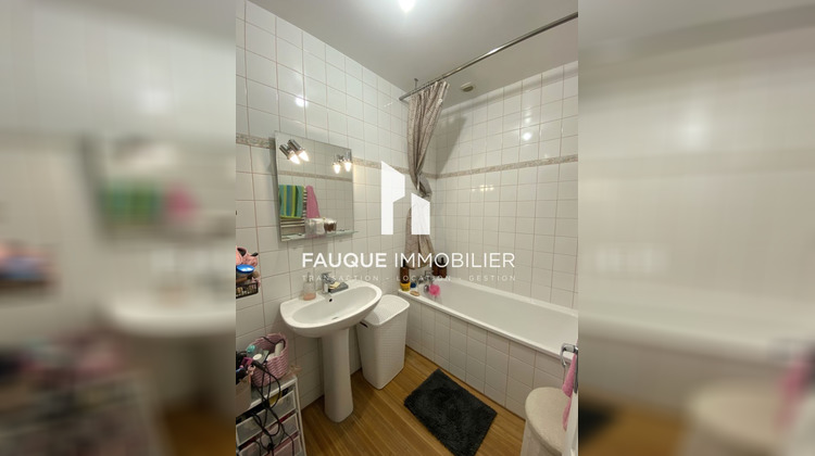Ma-Cabane - Location Appartement CHABEUIL, 74 m²