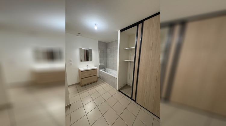 Ma-Cabane - Location Appartement CHABEUIL, 58 m²