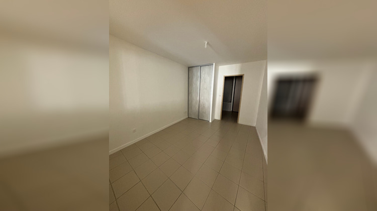 Ma-Cabane - Location Appartement CHABEUIL, 58 m²