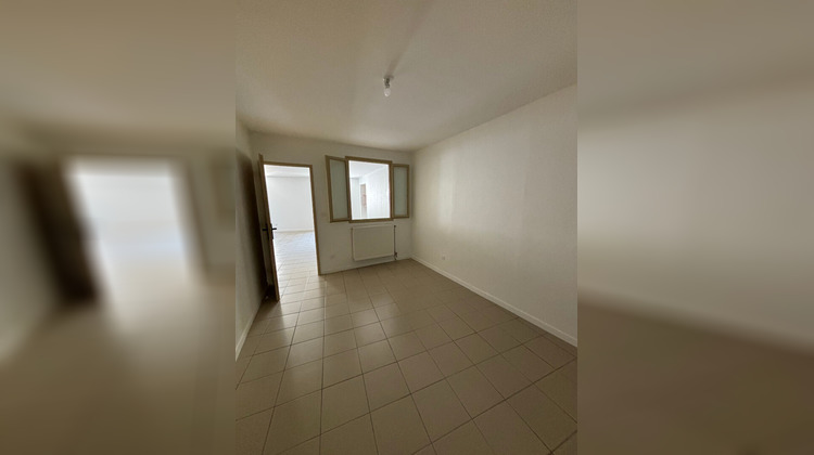 Ma-Cabane - Location Appartement CHABEUIL, 58 m²