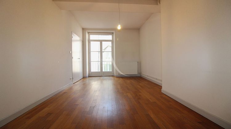 Ma-Cabane - Location Appartement CHALON-SUR-SAONE, 68 m²