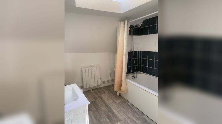 Ma-Cabane - Location Appartement CHALON-SUR-SAONE, 15 m²