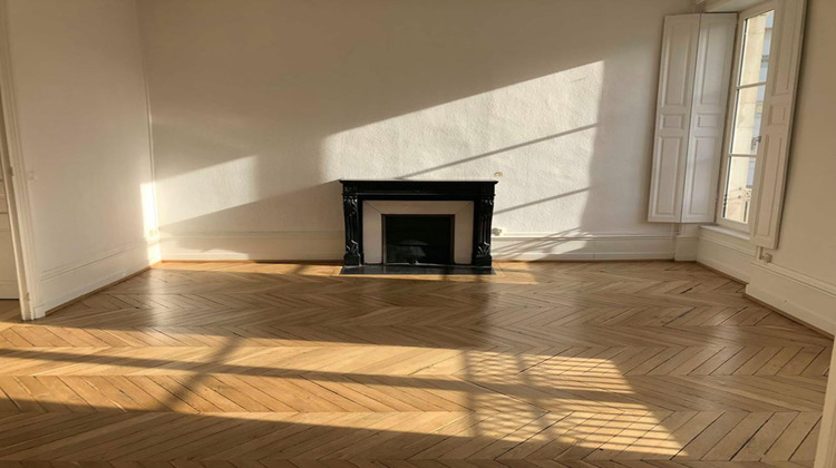 Ma-Cabane - Location Appartement CHALON-SUR-SAONE, 108 m²