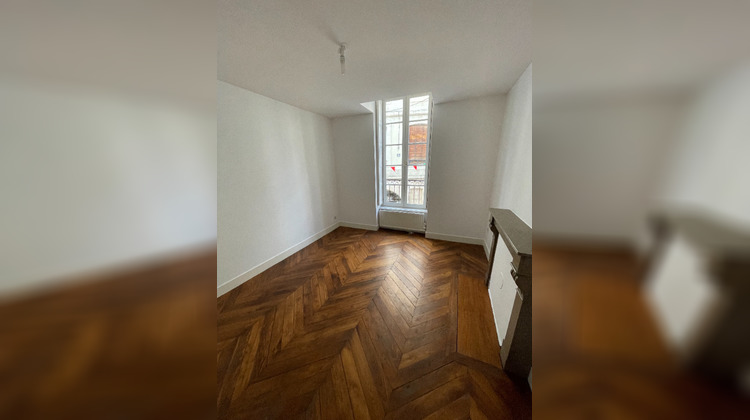 Ma-Cabane - Location Appartement CHALON-SUR-SAONE, 105 m²