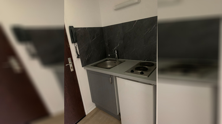 Ma-Cabane - Location Appartement CHALON-SUR-SAONE, 15 m²