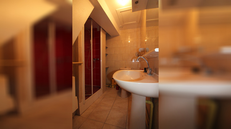 Ma-Cabane - Location Appartement CHALON-SUR-SAONE, 28 m²