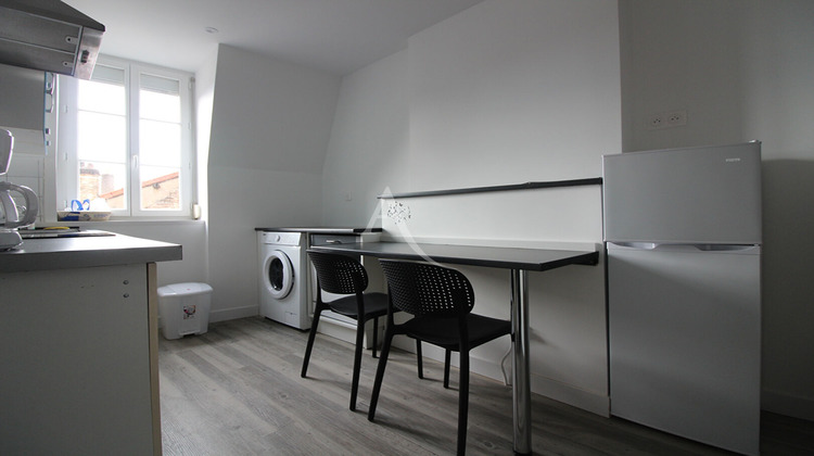 Ma-Cabane - Location Appartement CHALON-SUR-SAONE, 33 m²