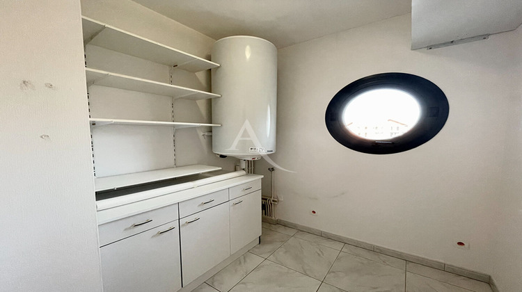 Ma-Cabane - Location Appartement CHALONNES-SUR-LOIRE, 65 m²