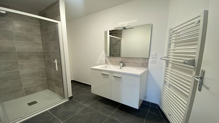 Ma-Cabane - Location Appartement CHALONNES-SUR-LOIRE, 47 m²