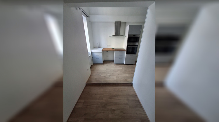 Ma-Cabane - Location Appartement CHALONS-EN-CHAMPAGNE, 35 m²