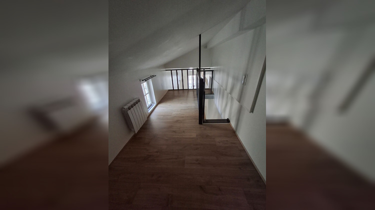 Ma-Cabane - Location Appartement CHALONS-EN-CHAMPAGNE, 35 m²