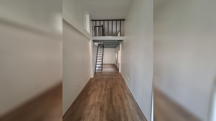 Ma-Cabane - Location Appartement CHALONS-EN-CHAMPAGNE, 35 m²