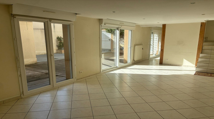 Ma-Cabane - Location Appartement CHALONS-EN-CHAMPAGNE, 95 m²