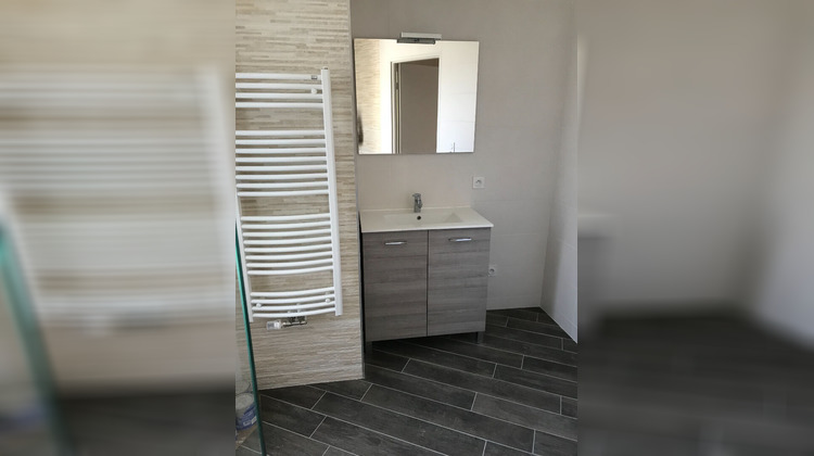 Ma-Cabane - Location Appartement CHAMALIERES, 76 m²