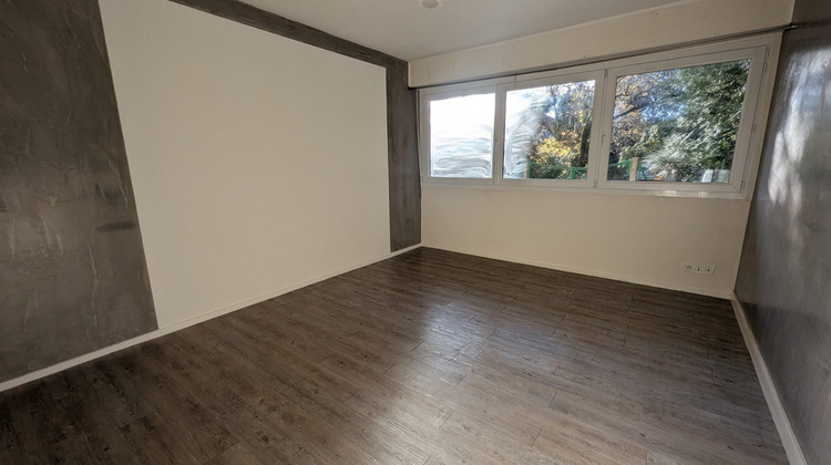 Ma-Cabane - Location Appartement Chamalières, 60 m²