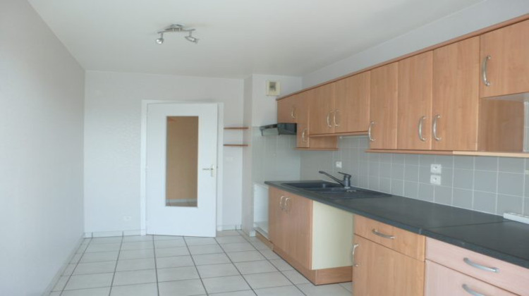 Ma-Cabane - Location Appartement CHAMALIERES, 100 m²