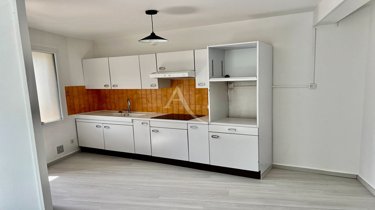 Ma-Cabane - Location Appartement CHAMALIERES, 47 m²
