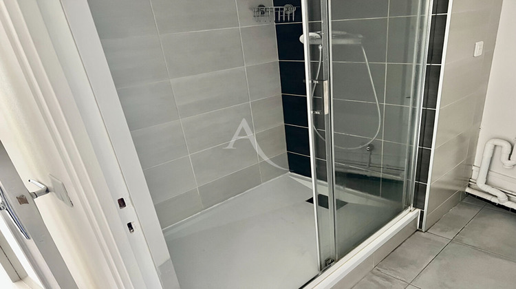 Ma-Cabane - Location Appartement CHAMALIERES, 47 m²