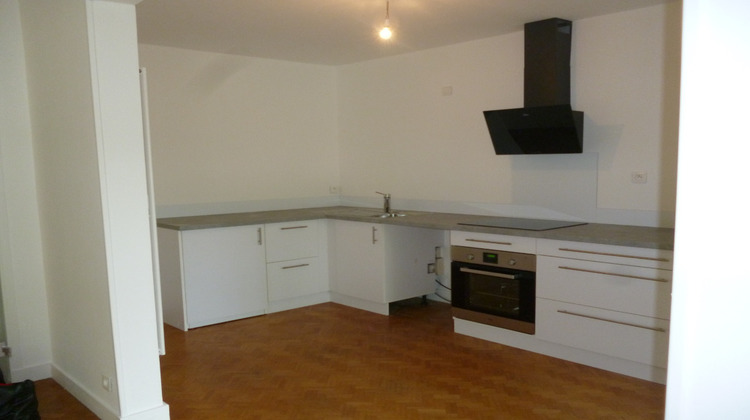 Ma-Cabane - Location Appartement CHAMALIERES, 72 m²