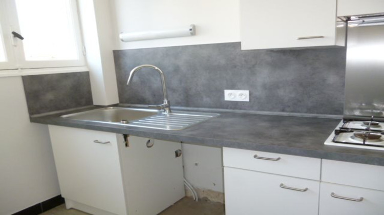 Ma-Cabane - Location Appartement CHAMALIERES, 50 m²