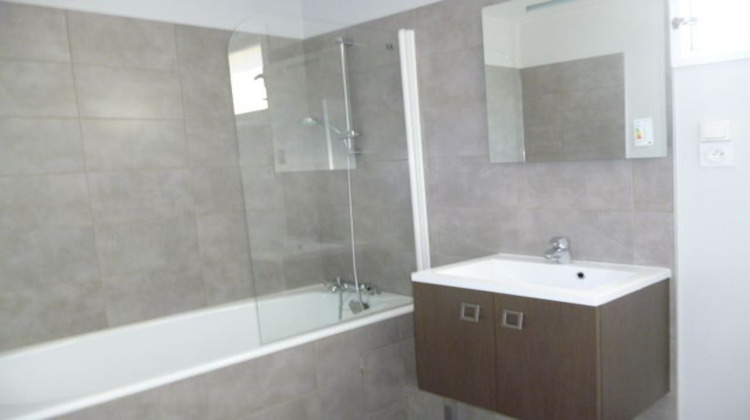 Ma-Cabane - Location Appartement CHAMALIERES, 50 m²