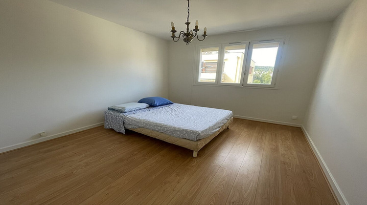Ma-Cabane - Location Appartement CHAMALIERES, 66 m²
