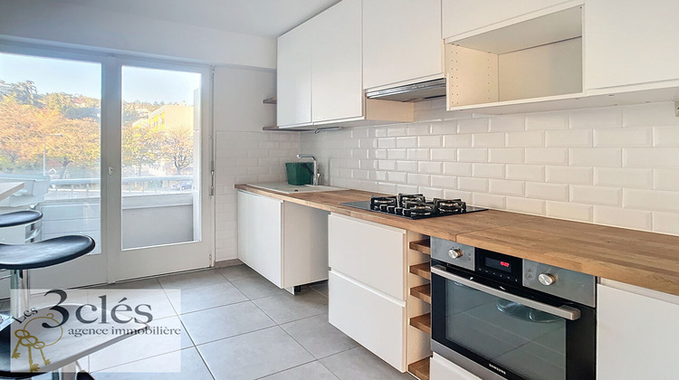 Ma-Cabane - Location Appartement CHAMBERY, 98 m²